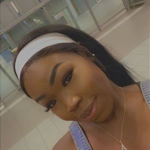 Meet your Posher, Ajou